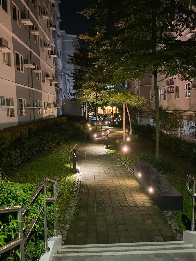 Agape Rentals In Trees Residences Caloocan Dış mekan fotoğraf
